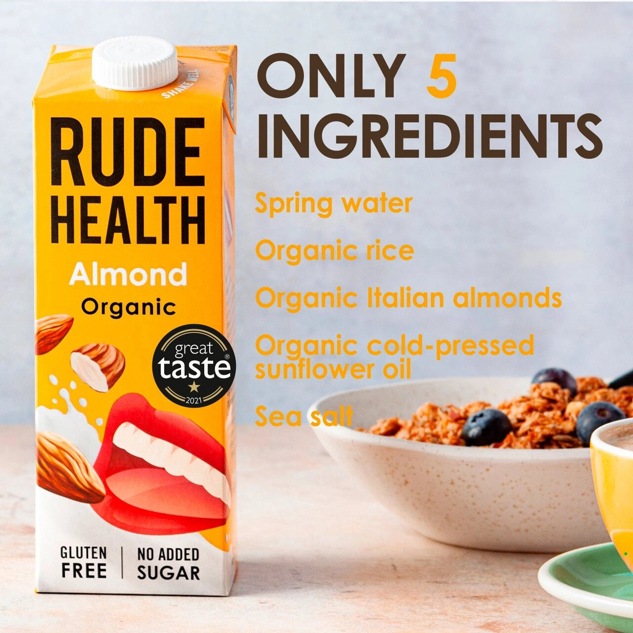 Napój roślinny Rude Health Almond Organic 1L – ekologiczny napój migdałowy z 5 składników: woda źródlana, ryż, włoskie migdały, olej słonecznikowy tłoczony na zimno i sól morska.