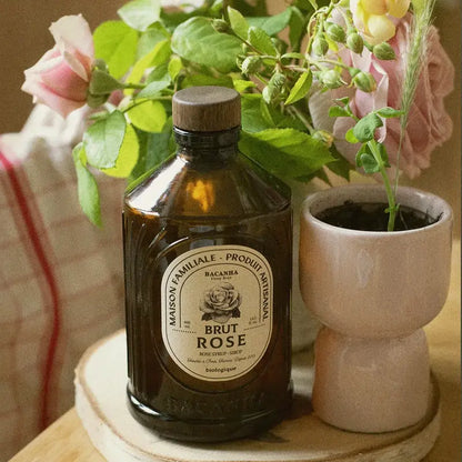 Organiczny syrop różany Bacanha 400ml – naturalny dodatek do napojów i deserów